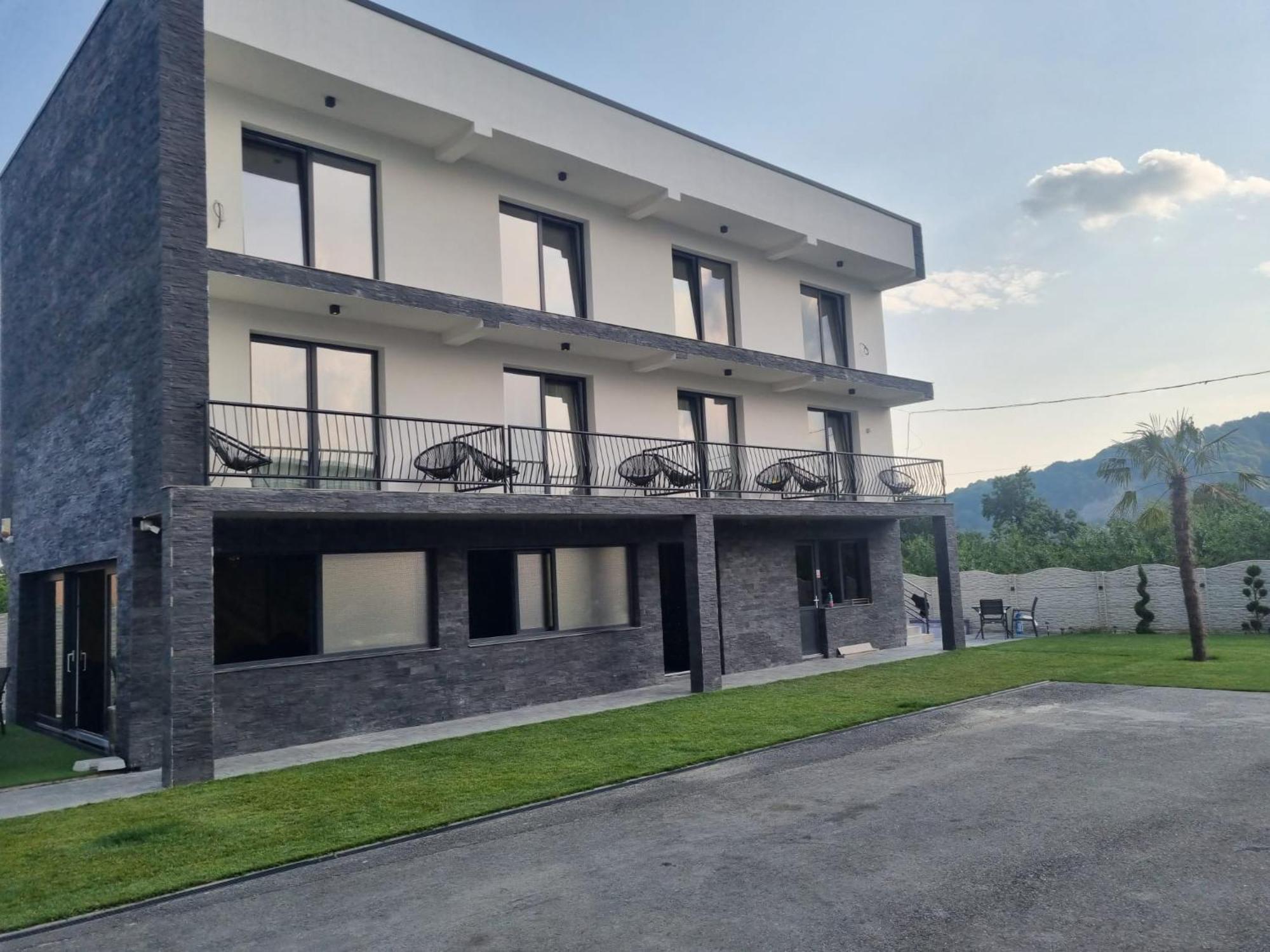 Отель Cataleya House Oesti-Paminteni Экстерьер фото