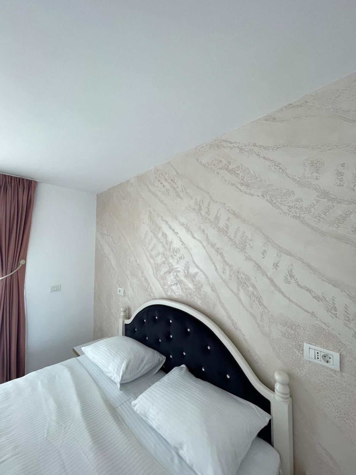 Отель Cataleya House Oesti-Paminteni Экстерьер фото