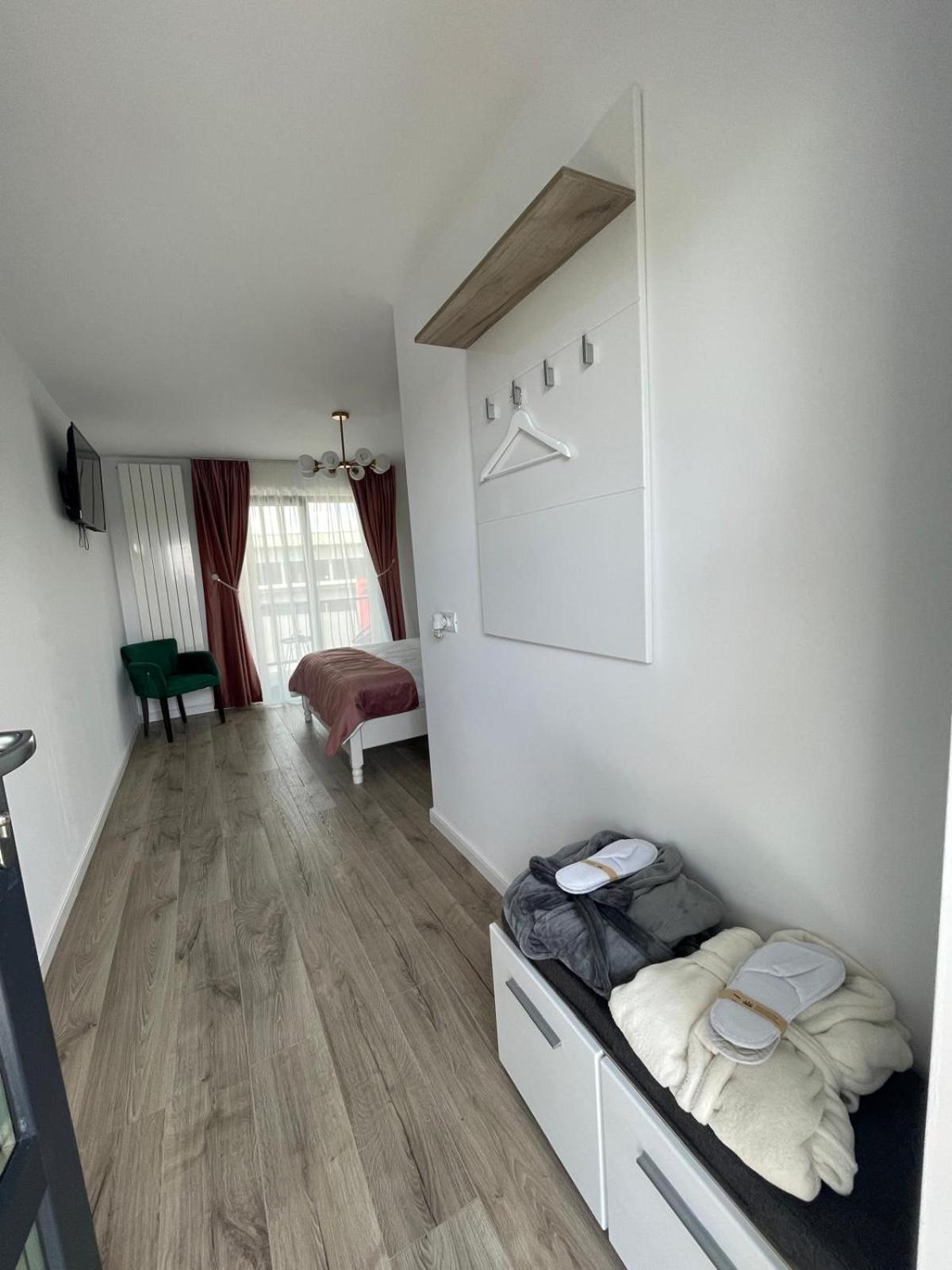 Отель Cataleya House Oesti-Paminteni Экстерьер фото